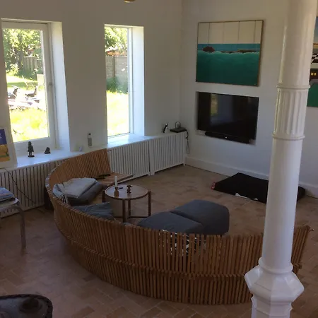 Bed and breakfast Asko Mejeri 3*